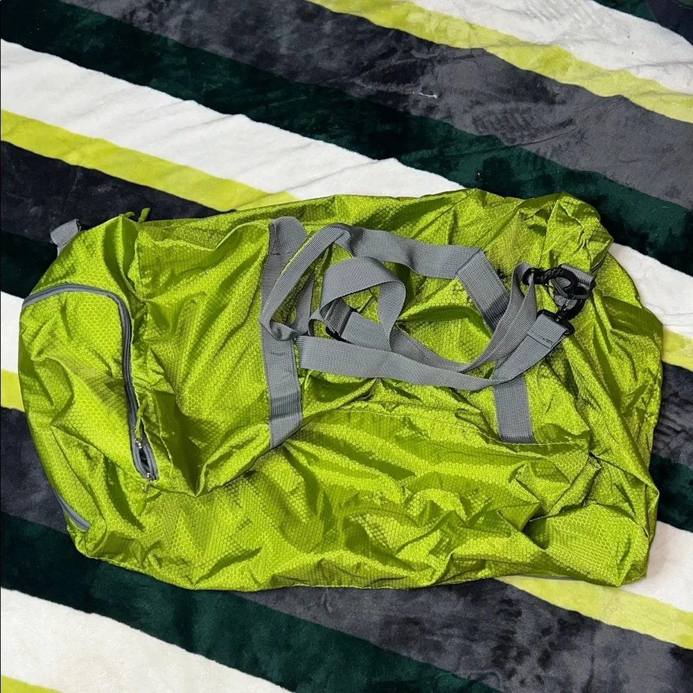 BAGO Large Duffel Bag EXTENDS